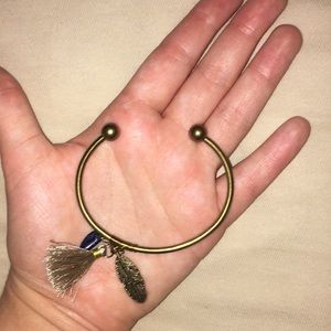 feather bangle